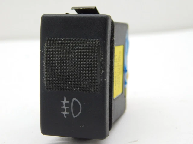 AUDI 8D A4 B5 Porte de Harnais Pour Zv À L'Avant Gauche 8D1972235B EUR