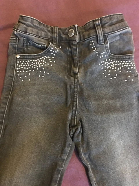 Pacchetto abbigliamento ragazza età 6-7 anni jeans e jumpers marca successiva ottime condizioni 5