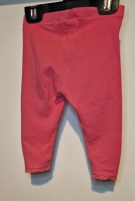Avanti. Pacchetto vestiti per bambine età 6-9 mesi. Usato. Condizioni perfette. 4 pezzi. 8