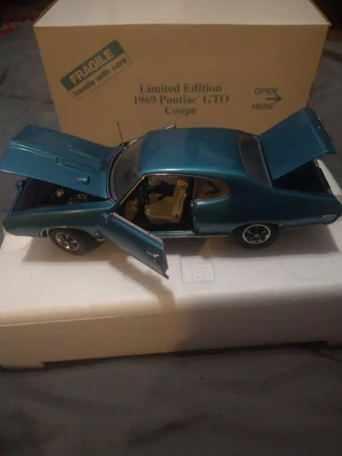 Danbury Mint 1969 Pontiac Gto Coupe Car 1/24 Scale Die Cast