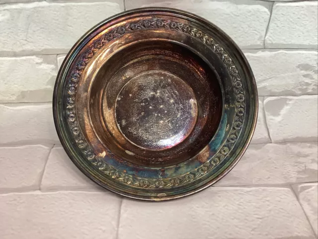 Reed And Barton Silver Plate 1204 Flower Motif Fruit Bowl