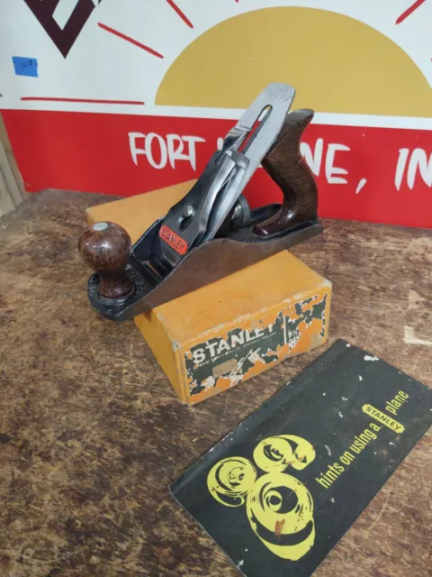 Vintage Stanley Bailey No 4 Bench Plane with Box - Sheffield, England - NEW