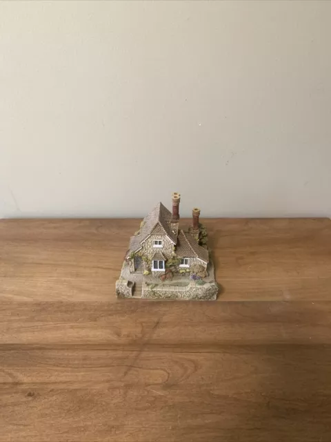 Lilliput Lane Oak Cottage Blaise Hamlet Collection 1989 Realistic Sculpture￼