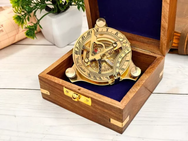 Vinatage Messing Antik Sonnenuhr Kompass handgefertigt mit Holzbox...