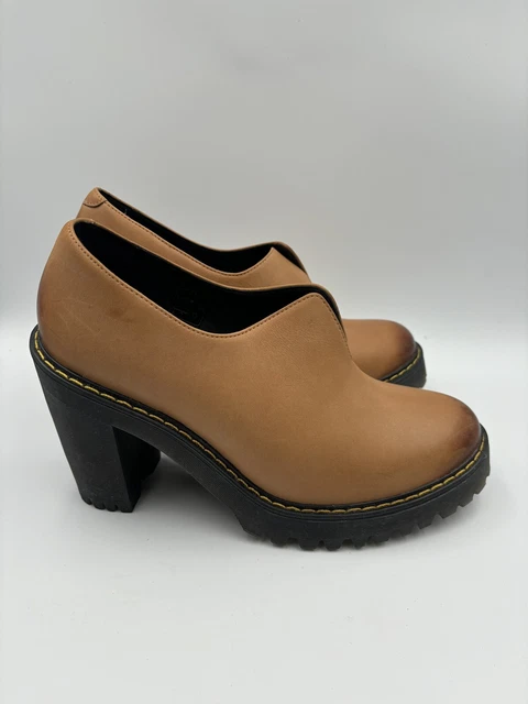 Dr martens tan heels sale
