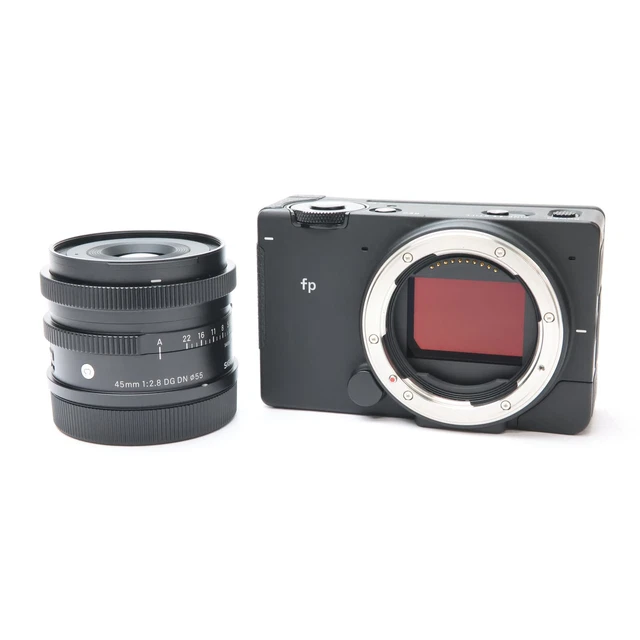 SIGMA FP + Contemporary 45mm F2.8 DG DN Lens Kit -Near Mint