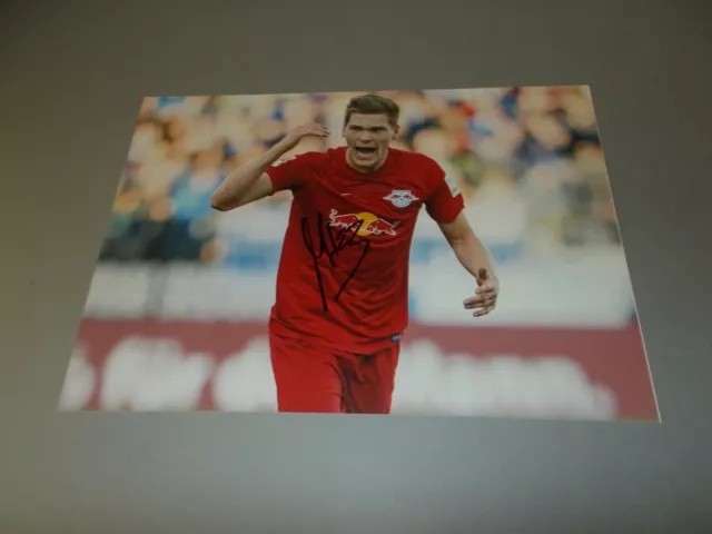 Marcel Halstenberg DFB RB Leipzig signiert signed Autogramm 20x28 Foto in person