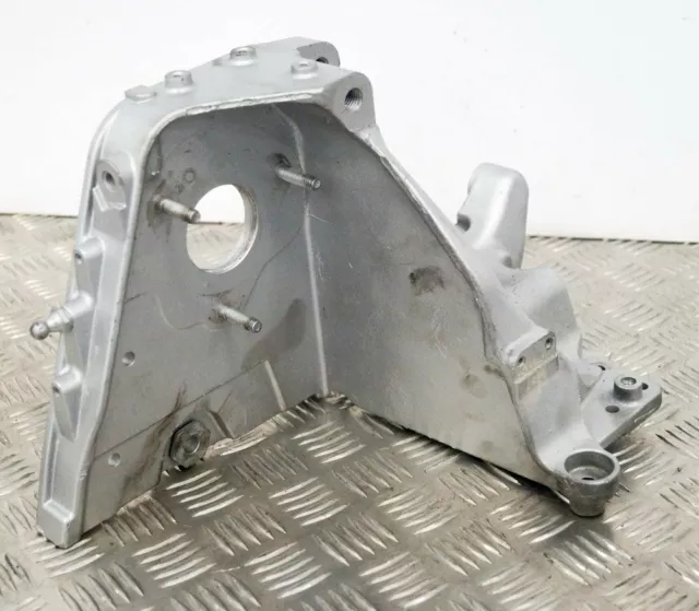Support de montage d'alternateur Opel Vauxhall Signum 55194411 1.9 Diesel 2006