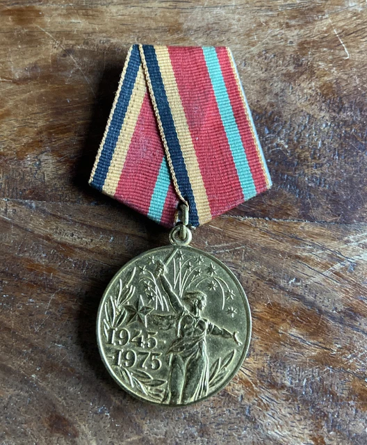 USSR Soviet Russian Medal 1975 - 30 YEAR OF VICTORY WW II