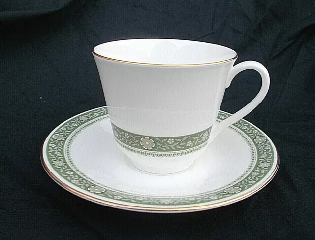 Royal Doulton RONDELAY . Teacup and Saucer