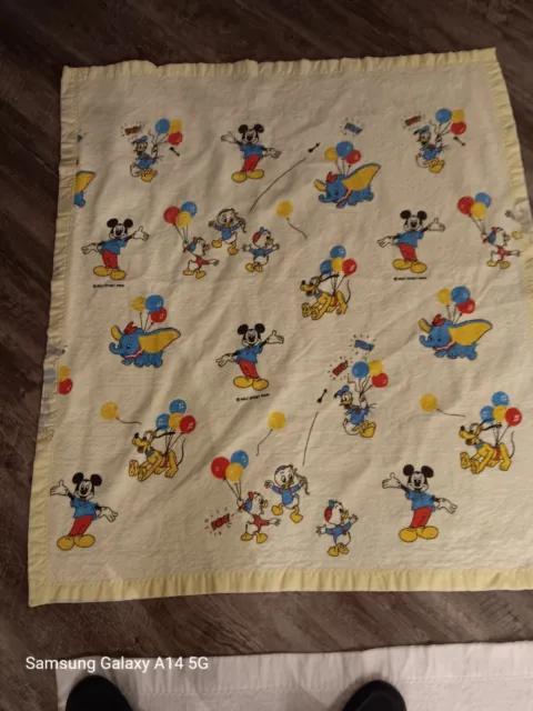 Vintage Walt Disney & Mickey Mouse Donald Duck Baby Dumbo Throw Blanket Yellow