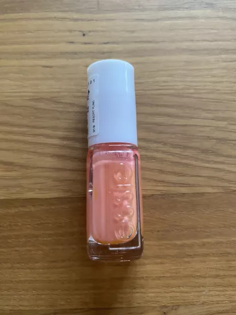 Essie Nagellack 318 Resort Fling 5 ml Orange Essie Minnie Nagellack