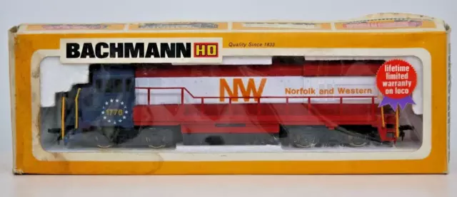 HO Scale Bachmann 0726 NW Norfolk & Western Bicentennial GE U33B Diesel #1776