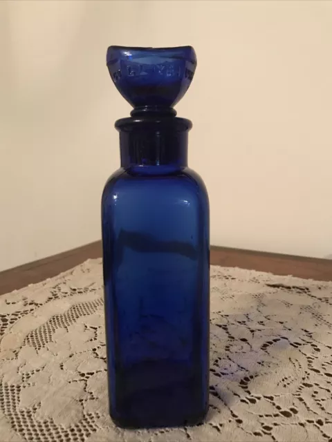 Antique Wyeth Collyrium Cobalt Blue Eye Wash Bottle With Ground Glass Eye Cup