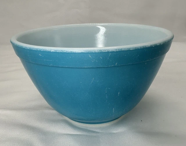 Vintage Pyrex Blue 401 Mixing Nesting Bowl 1.5 Pint USA