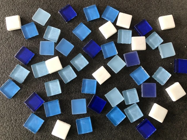 NEU*** Mosaiksteine 50 Stück 15x15 mm gemischt, milchig Glassteine