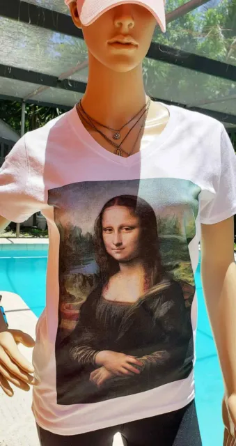 Mona Lisa T Shirt Leonardo Da Vinci painting shirt Mona Lisa portrait VNECK