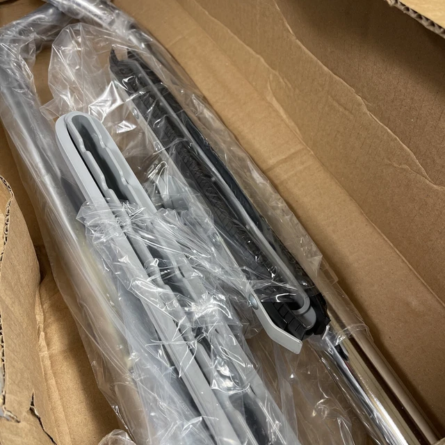 TENNANT 190142 Vacuum Attachment Kit New