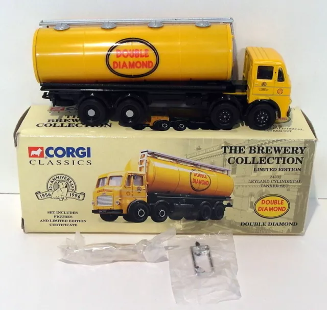 Corgi 1/50 Scale  Diecast 24302 - Leyland Cylindrical Tanker Set