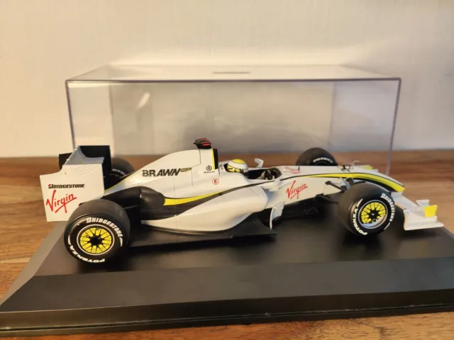 Brawn GP Mercedes BGP 001 Button GP F1 2009 Minichamps 1/18 2