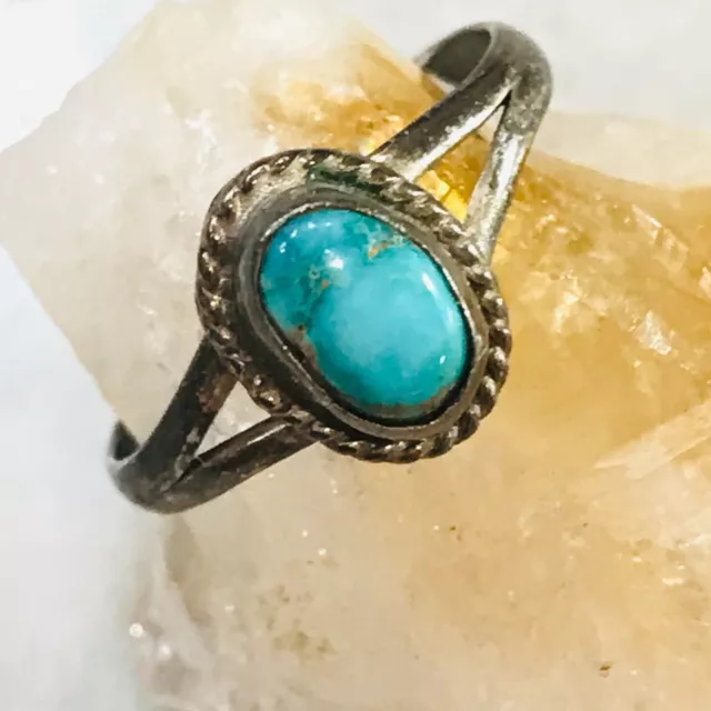 VTG Turquoise ring Navajo southwest band Dainty pinky sterling silver Rope sz 3