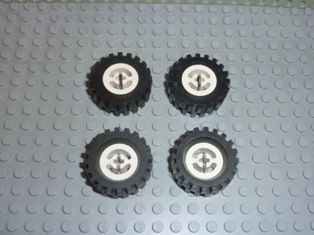 4 x LEGO Roue Réf 3482c02 White Set 6770/6925/4549/8872/6885/1621/8830/8620.....