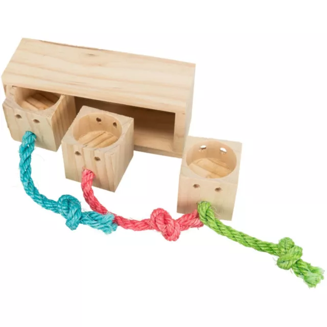 Jeux cube snack pour oiseaux et rongeurs.