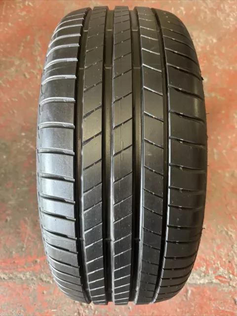 X1 245 45 19 Bridgestone Turanza T005 AO 102Y 7mm  Ref A359