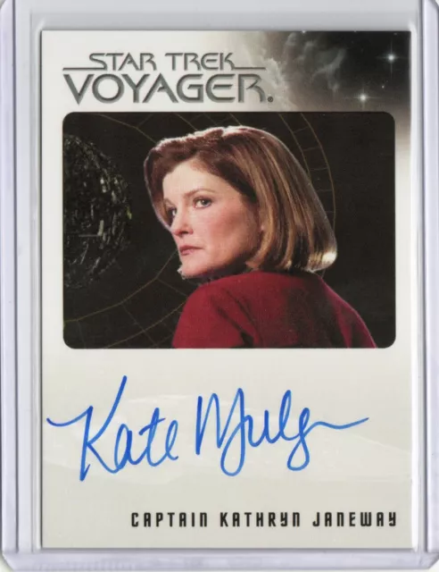 Star Trek Voyager Heroes & Villains Auto Autograph Kate Mulgrew Kathryn Janeway