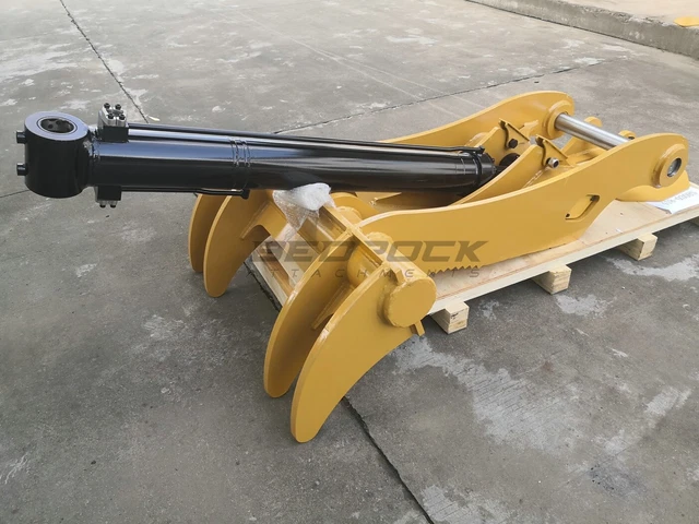 4 Tooth 320D/320E, Pin Grabber Thumb, 54 In Bucket, Non-Progressive