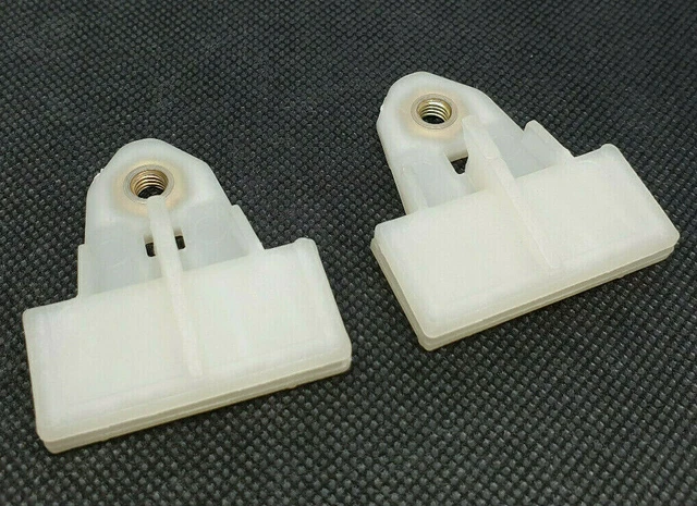 2x Seitenscheiben Fensterscheiben Mitnehmer Halter für NISSAN Micra III K12