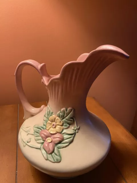 Vintage 1940’s Hull Art Ewer Pottery Large Vase Wildflower W-11 8 1/2