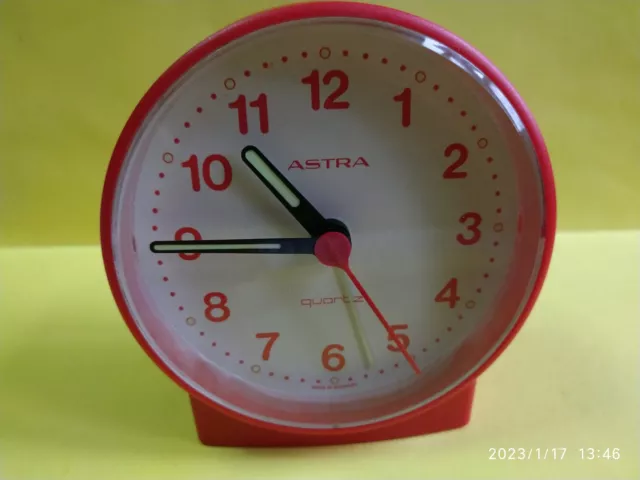 ASTRA svegla orologio quartz da tavolo Vintage anni 70