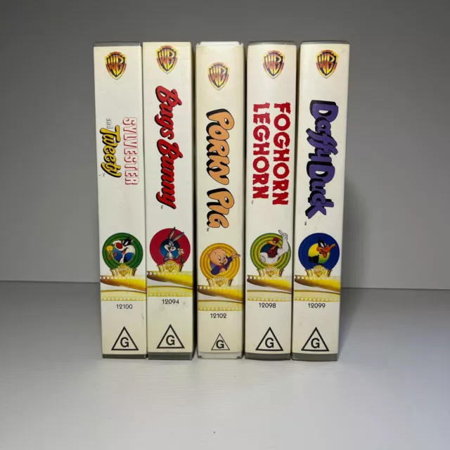 SET of 5  - VHS Classic Looney Tunes Cartoons 3