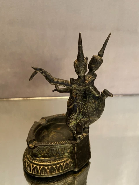 Cendrier en bronze aux danseuses Khmer Cambodge 6