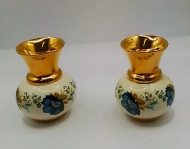 Pair of Prinknash Pottery vases #3112