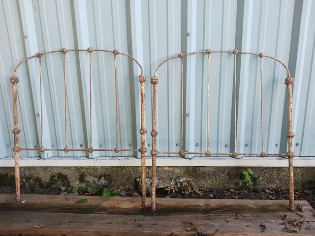Antique Cast Iron  Bed Rail Garden Art Rail 31in x 35in Victorian Crib