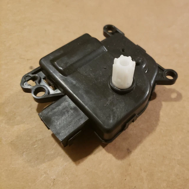 MOTORCRAFT YH1874 FORD 7L1Z19E616E, Recirculation Blend Door