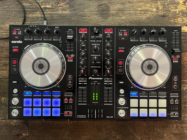 Pioneer DDJ-SR Digital DJ Controller Pioneer DDJ-SR Digital DJ Controller