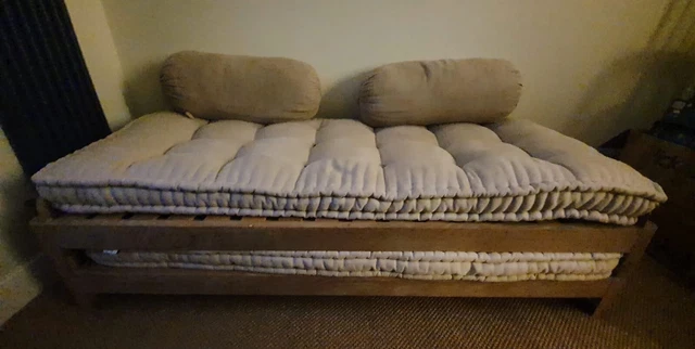 Loaf daybed deals