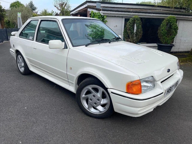1990 Ford Escort 1.6 Turbo RS Hatchback Manual 132 bhp Petrol 1990 Ford Escort 1.6 Turbo RS Hatchback Manual 132 bhp Petrol