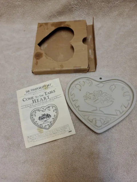 Vintage Pampered Chef Clay Cookie Mold "Come to the table Heart" 1999