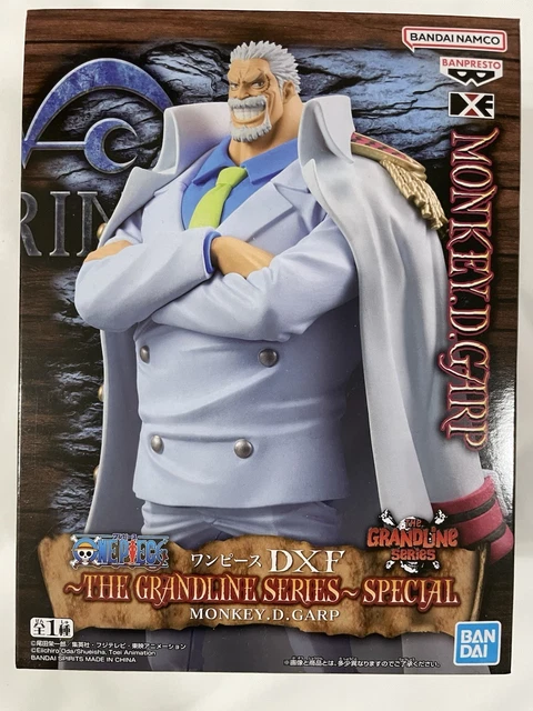 Figurine ONE PIECE - Monkey D. Garp Senkozekkei 2/2 19cm