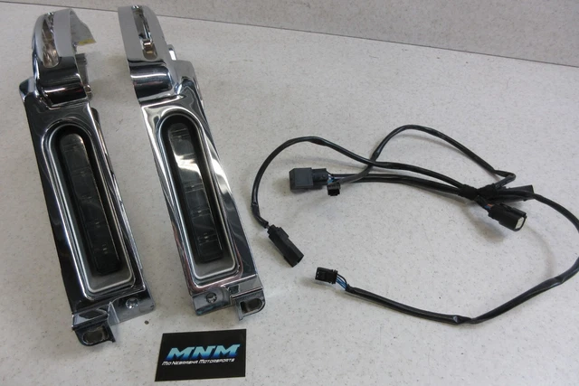 14-22 Harley Davidson Ultra Street Glide Rear Saddlebag Support Bracket + Lights