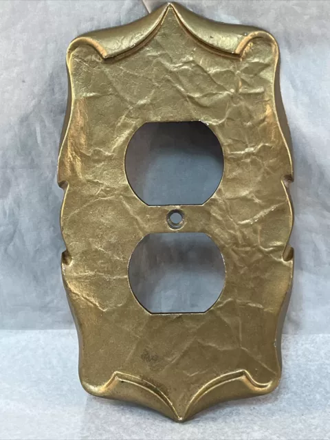 Vintage Amerock Carriage House Antique Brass Double Outlet Wall Plate Cover