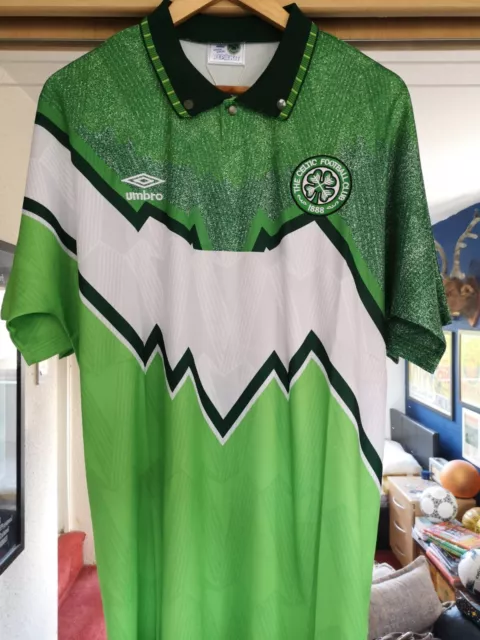 Celtic Retro Football Shirt Umbro XL