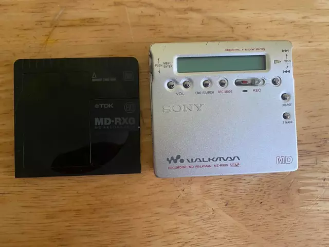 SONY MDウォークマン 動作未確認 ジャンク 重