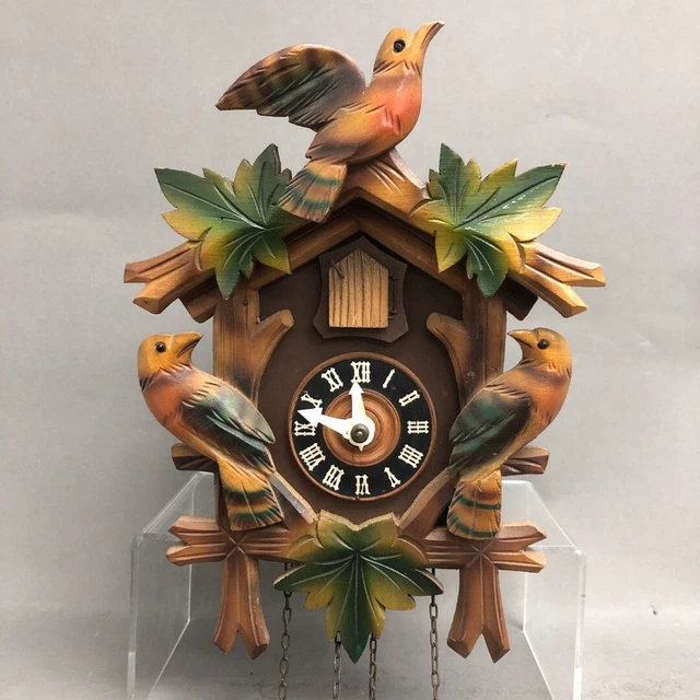 VINTAGE GERMAN WOODEN Cuckoo Clock 1950s Birds Pendulum Weights Chains