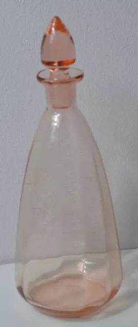 Carafe en verre ambré, 21.5 cm avec bouchon, très bon état