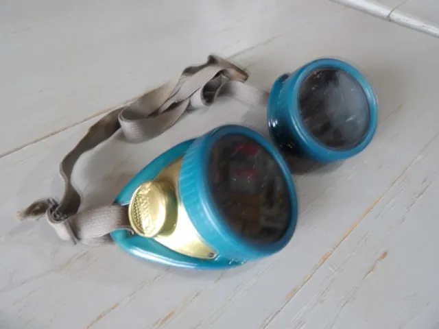 Vintage Green Oxweld Goggles Safety Glasses Old Mad Max Dieselpunk Steampunk